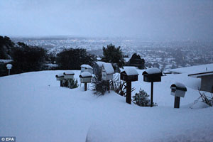 Neve in NUova Zelanda il 16 agosto 2011